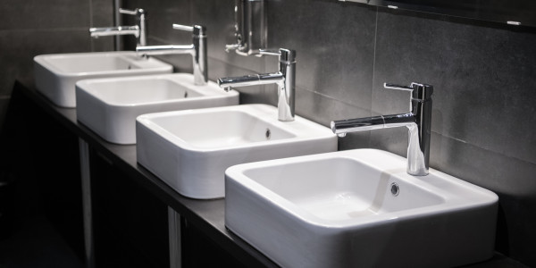 Reformas Integrales de Oficinas y Despachos en Santa Coloma de Gramenet · Reformasde Baños / Lavabos / Aseos